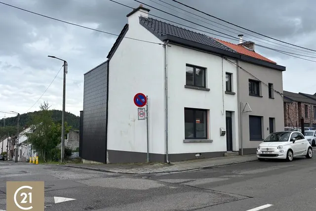 Maison à vendre à Charleroi – 1/10