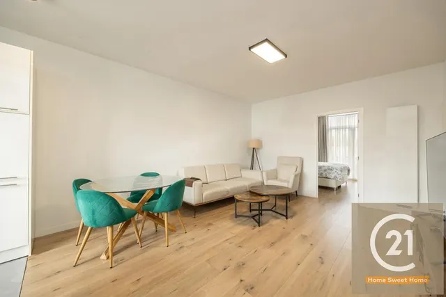 Appartement te koop in Schaerbeek – 1/10