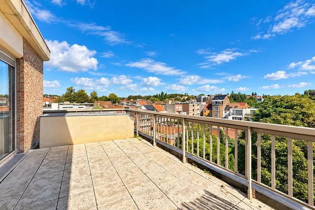 Appartement te koop in Neder-Over-Heembeek – 1/10
