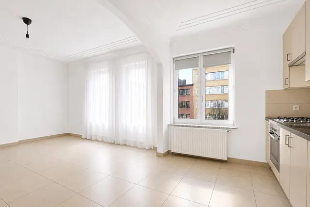 Appartement te koop in Ganshoren – 1/8