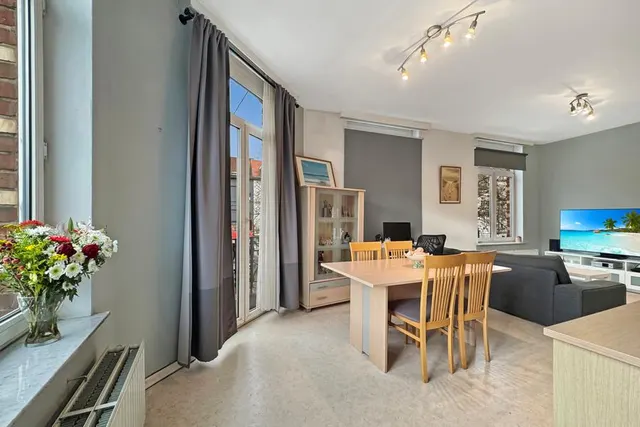 Appartement te koop in Jette – 1/6