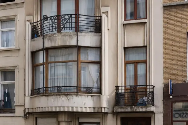 Appartement te koop in Schaerbeek – 1/9