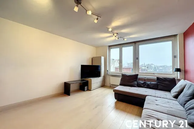 Appartement te koop in Laeken – 1/8