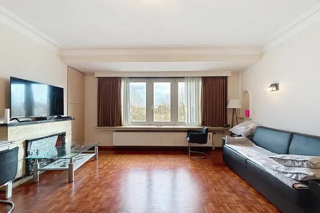 Appartement te koop in Koekelberg – 1/10
