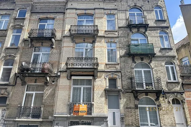 Maison à vendre à Schaerbeek – 1/10