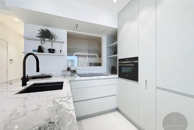 Appartement te koop in Knokke-Heist – 1/10
