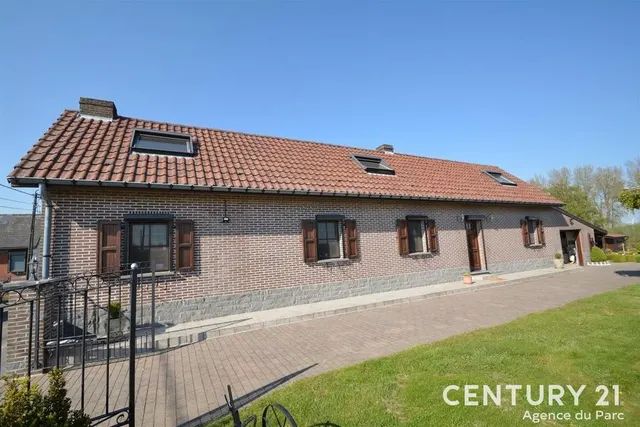 Huis te koop in Hacquegnies – 1/4