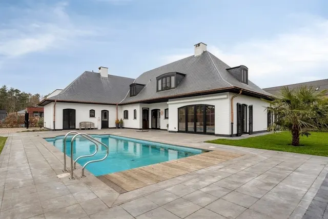 Villa te koop in Beerse – 1/10