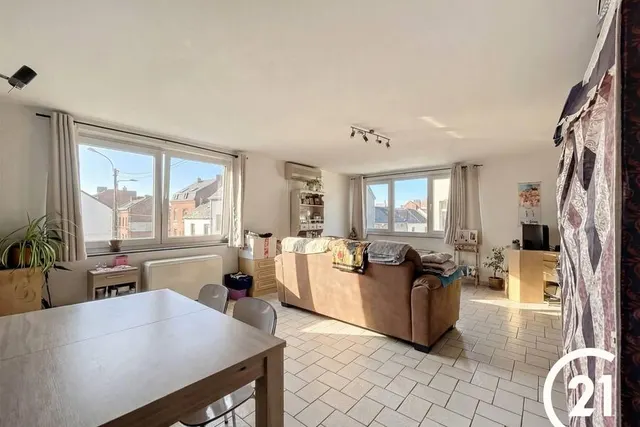 Appartement à vendre à Ciney – 1/6