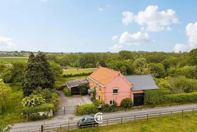 Huis te koop in Vollezele – 1/4