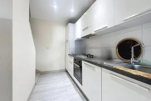 House for sale in Châtelet – 1/4