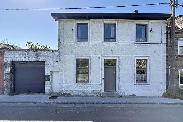 Huis te koop in Trazegnies – 1/4