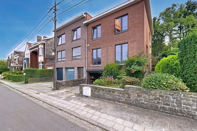 Maison à vendre à Couillet – 1/10