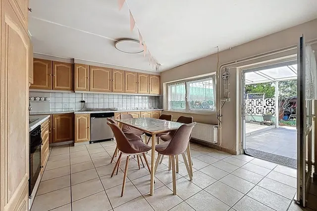 Maison à vendre à Chatelineau – 1/10