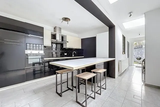 Maison à vendre à Courcelles – 1/4