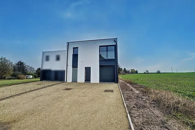Maison à vendre à Pont-à-Celles – 1/4