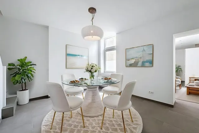 House for sale in Châtelet – 1/4