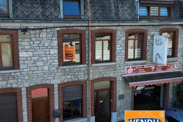 Huis te koop in Nismes – 1/4