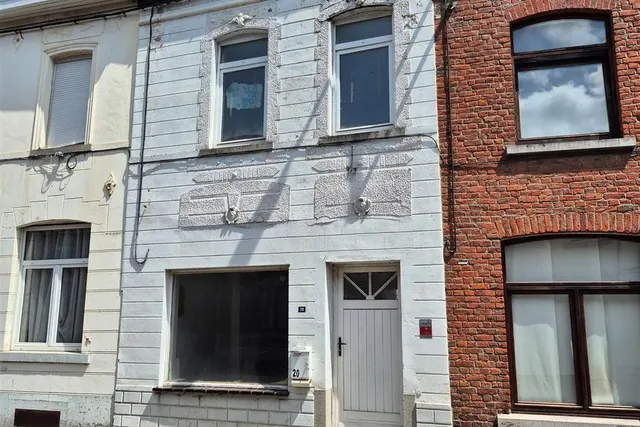 Huis te koop in Trazegnies – 1/4