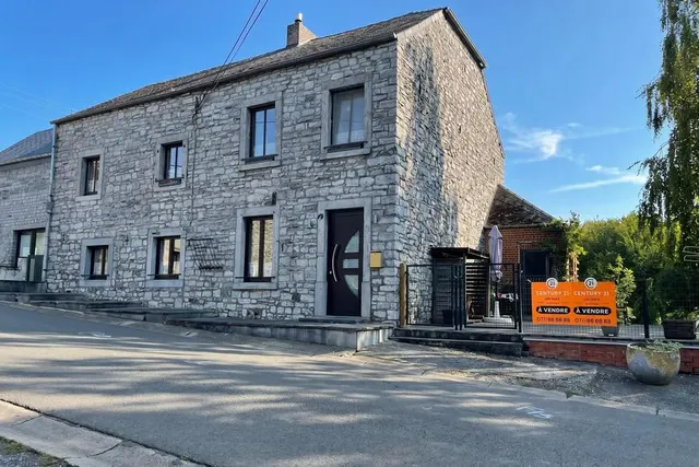 Huis te koop in Mettet – 1/4
