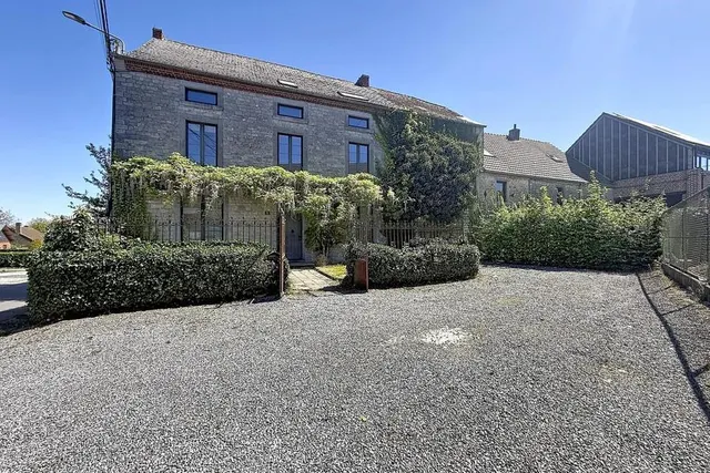 Huis te koop in Mettet – 1/10