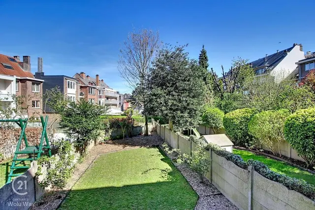 Huis te huur in Woluwe-Saint-Lambert – 1/4
