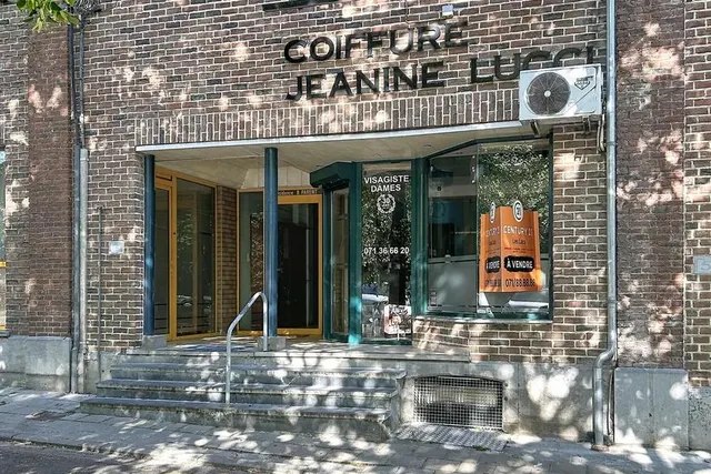 Maison à vendre à Couillet – 1/10