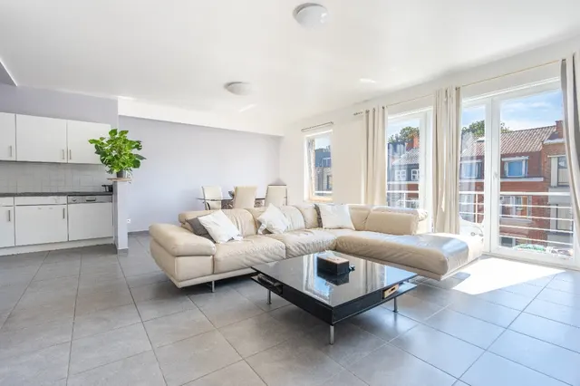 Appartement à vendre à Anderlecht – 1/9