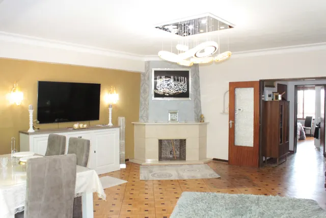 Appartement te koop in Koekelberg – 1/9