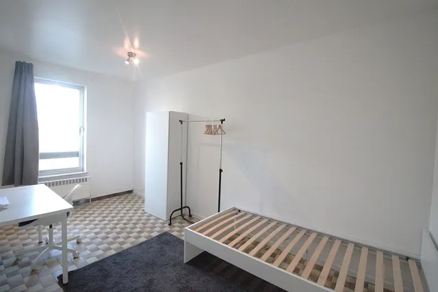 Appartement te koop in Charleroi – 1/9