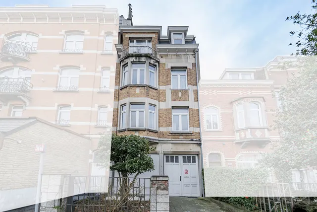 Appartement te koop in Laeken – 1/10