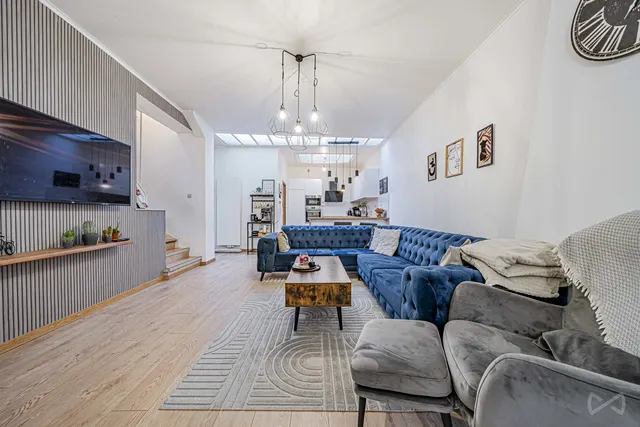 Huis te koop in Gosselies – 1/10