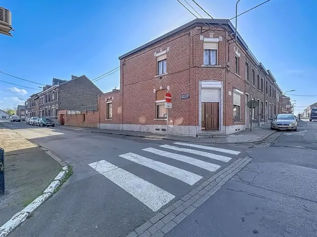 Maison à vendre à Haine-Saint-Pierre – 1/10