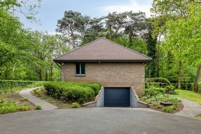 Huis te koop in Kapellen – 1/10