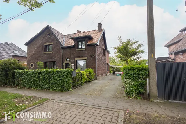 Huis te koop in Genk – 1/10