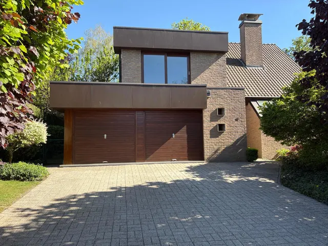 Huis te koop in Rhode-Saint-Genèse – 1/10