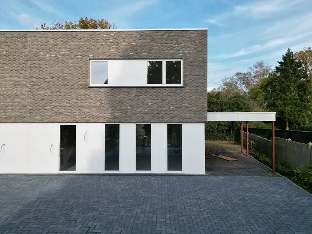 Huis te koop in Maasmechelen – 1/10