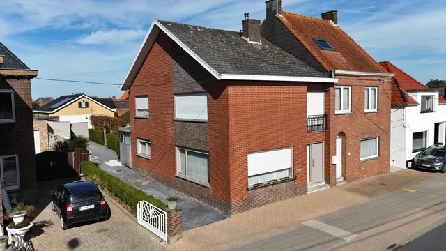 Huis te koop in Kortemark – 1/10