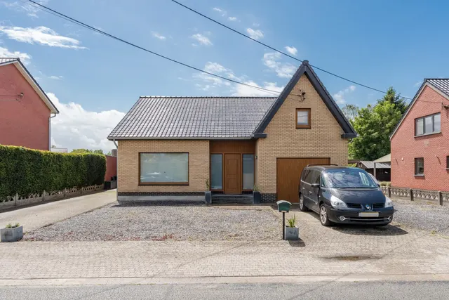 Huis te koop in Pelt – 1/10