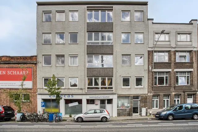 Appartement te koop in Sint-Amandsberg – 1/10