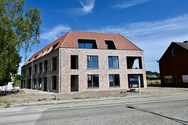 Dakappartement à vendre à Mol – 1/17