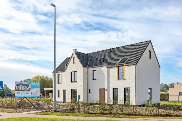 Huis te koop in Spalbeek – 1/10