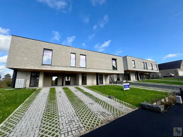 Huis for sale in Ronse – 1/10