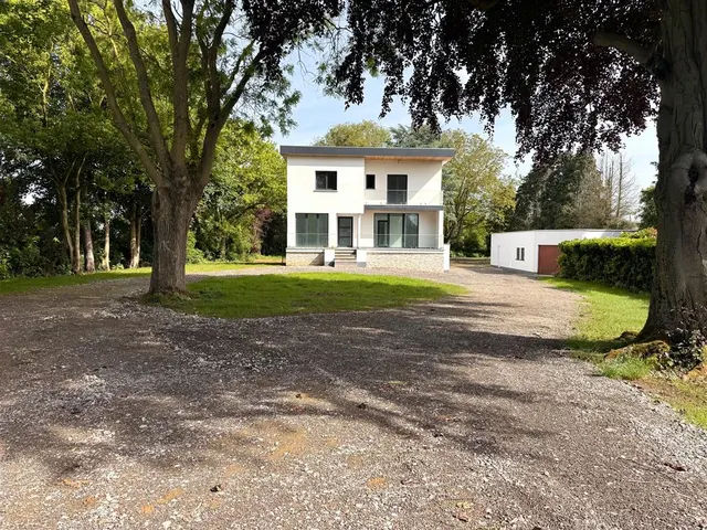 Huis te koop in Leuze-en-Hainaut – 1/10