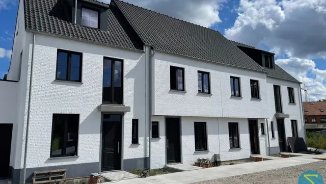 Huis te koop in Arendonk – 1/10