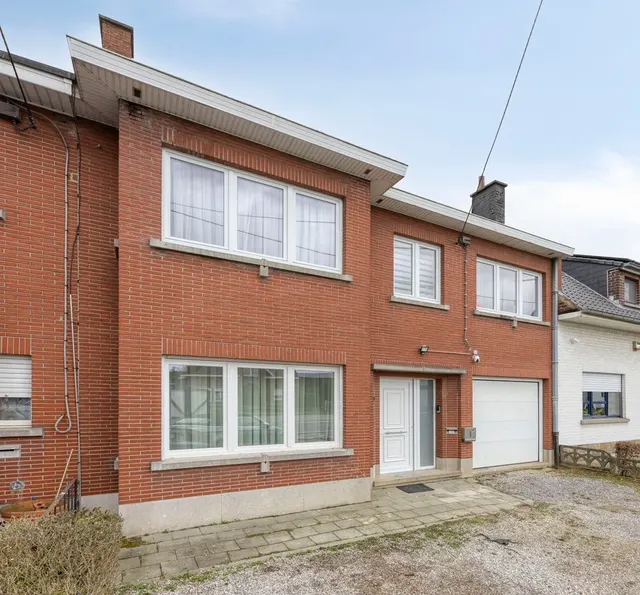 Burgerwoning te koop in Meerbeke – 1/10