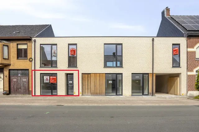 Appartement te koop in Roeselare – 1/9