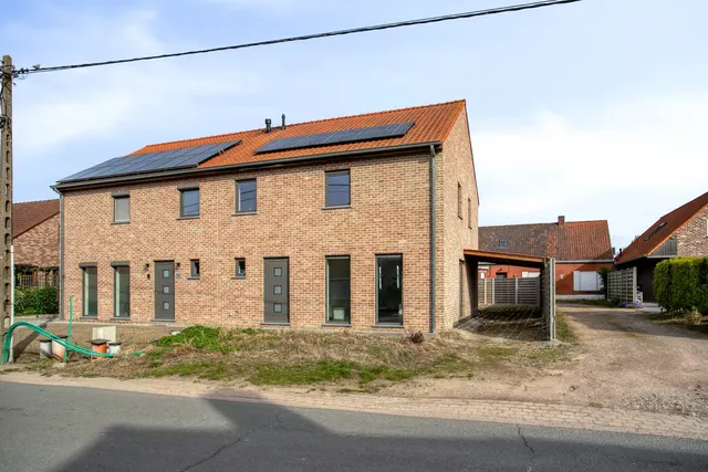 Huis te koop in Kortemark – 1/10