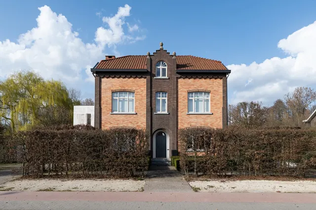 Herenwoning te koop in Zonhoven – 1/10