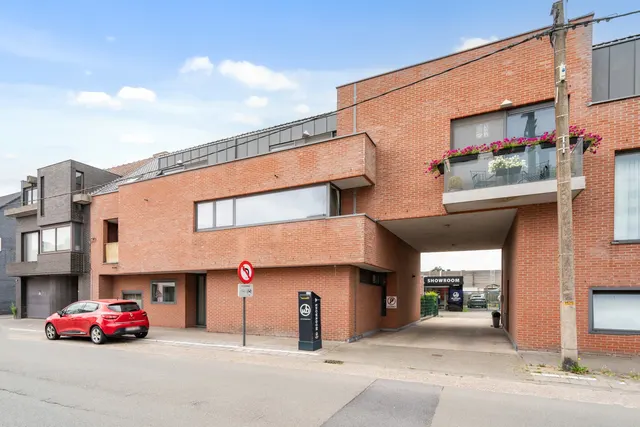 Appartement te koop in Zelzate – 1/10